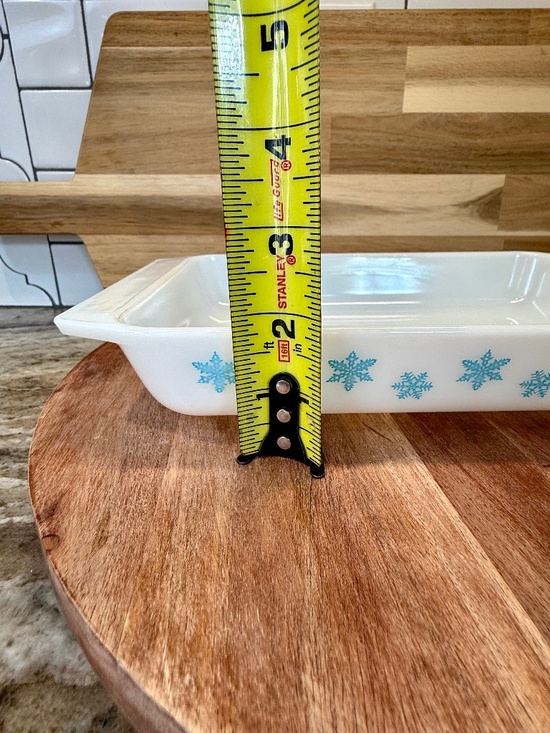 Pyrex Turquoise Snowflake on White Rectangular Casserole 548 - 1 1/4 Qt Vintage - Picture 11 of 11